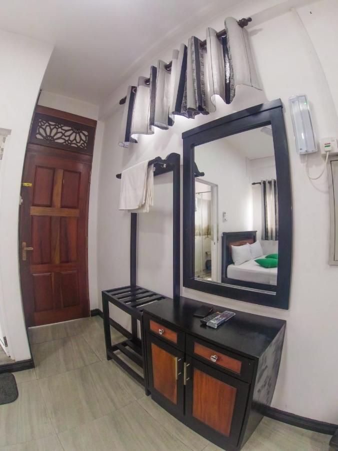 Bed and Breakfast Nap Station Канді Екстер'єр фото